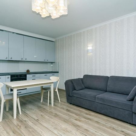 Лучшая Квартира В Броварах Brovary Exteriör bild