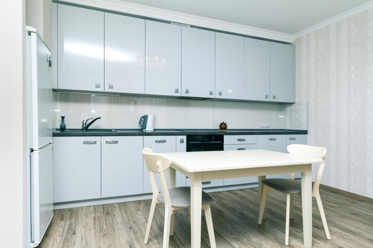 Лучшая Квартира В Броварах Brovary Exteriör bild